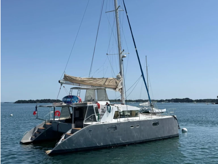 Boot mieten Le Marin günstig 450