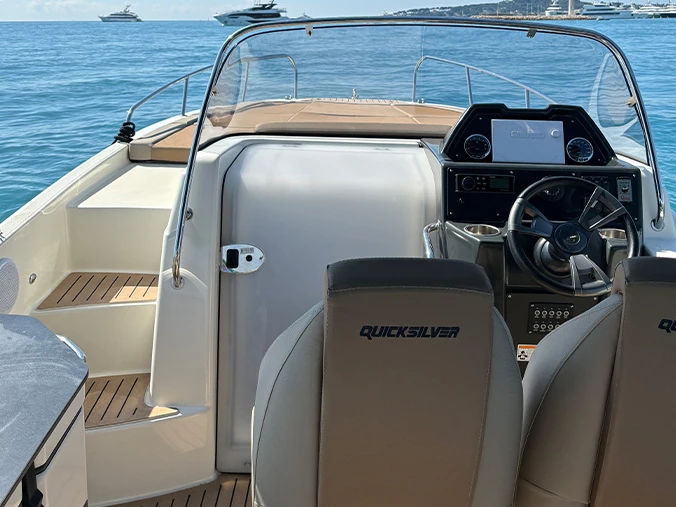 YachtCharter in Antibes - Quicksilver Activ 755 Open auf SamBoat