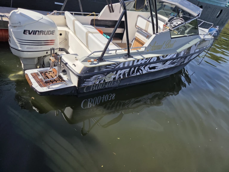 Motorboot mit oder ohne Skipper Rio mieten in Gives