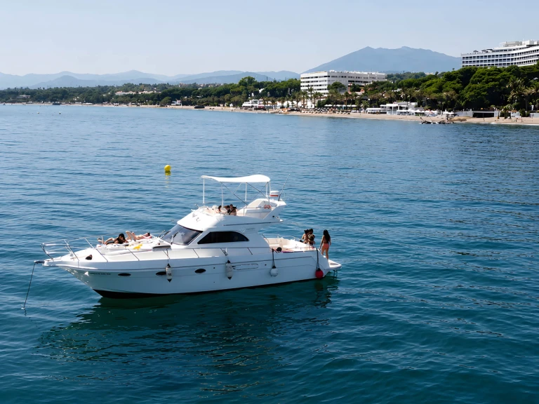 ASTINOR 12,75 mieten Marbella