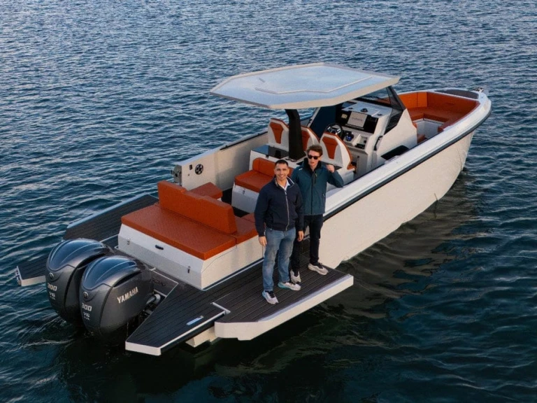 Motorboot mieten in Herceg Novi zum besten Preis