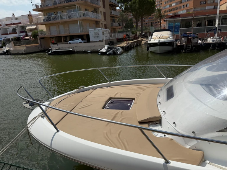 Motorboot mit oder ohne Skipper BravaBoats mieten in Roses