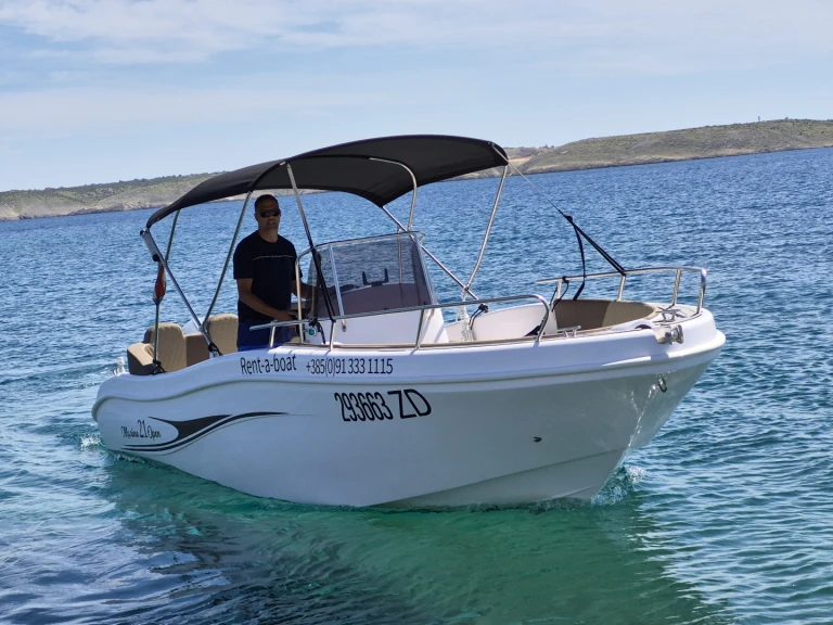 Motorboot mit oder ohne Skipper Insidias Marine mieten in Nin
