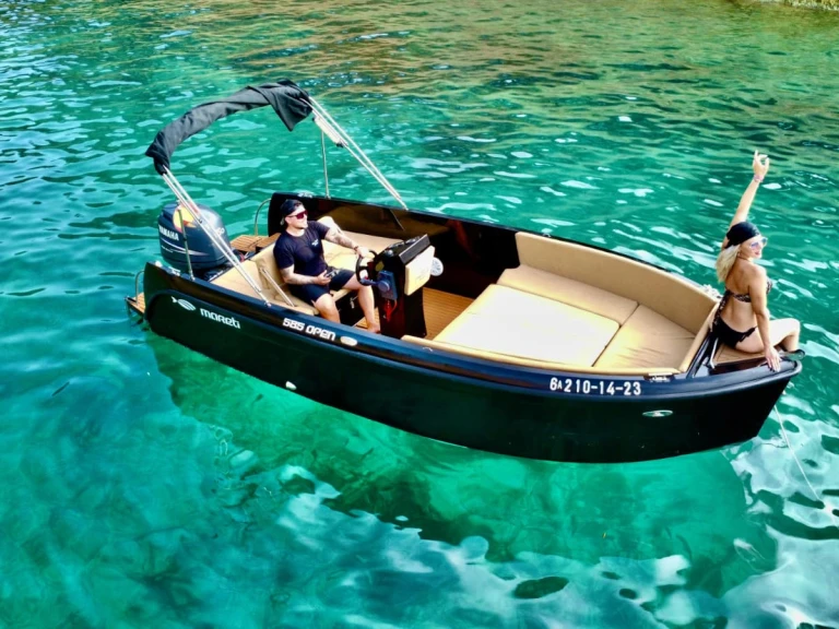 YachtCharter in Sant Antoni de Portmany - Mareti 585 auf SamBoat