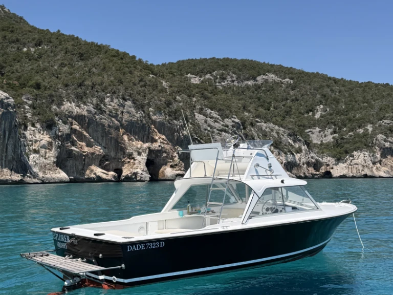 Motorboot mit oder ohne Skipper Bertram mieten in Orosei