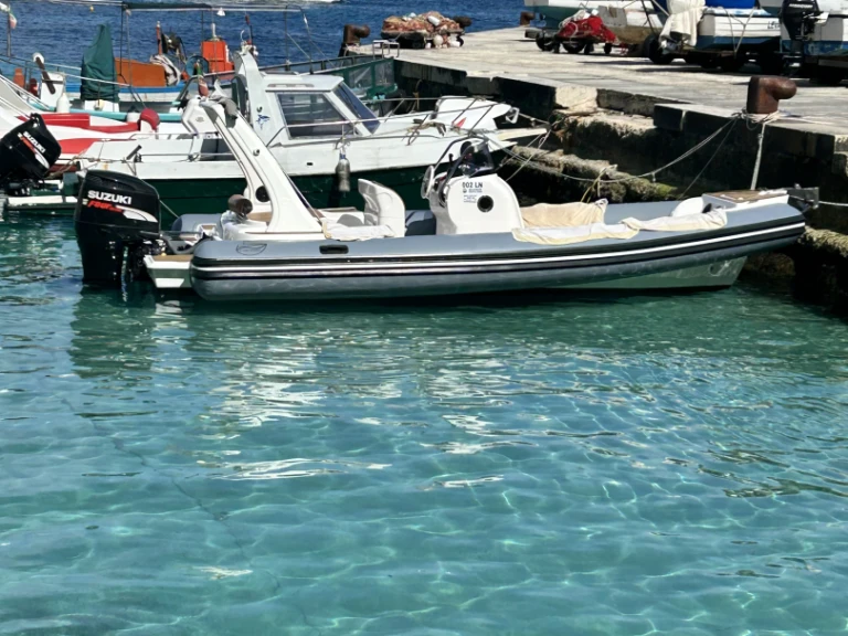 YachtCharter in Marsala - Colbac Shark 720  auf SamBoat