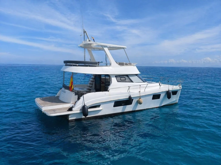 Katamaran mieten in Torrevieja - Flash Catamarans Flash Cat 43 Special Edition
