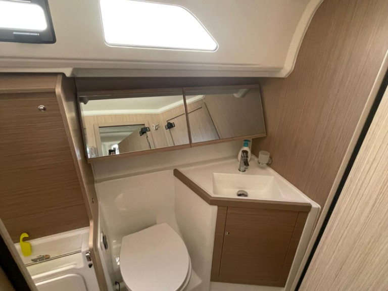 Boot mieten Salivoli günstig Oceanis 40.1