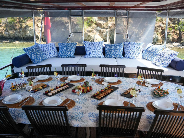YachtCharter in Göcek -  Gulet - Zeynep G auf SamBoat
