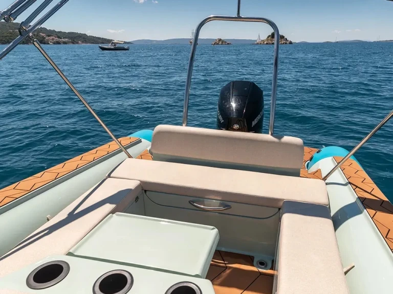 Bootsverleih  Bura 8.0 Trogir Samboat