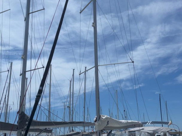 Segelboot mit oder ohne Skipper Bénéteau mieten in Salivoli
