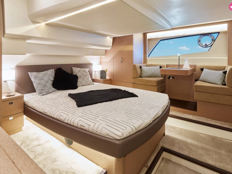 Yacht mit oder ohne Skipper Jeanneau mieten in Vieux Port Golfe-Juan