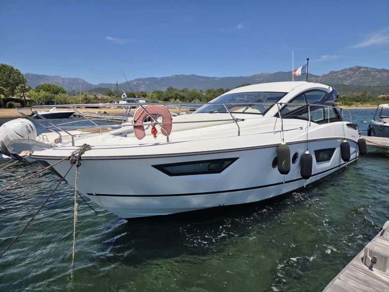 Bootsverleih Bénéteau Gran Turismo 40 Porto-Vecchio Samboat