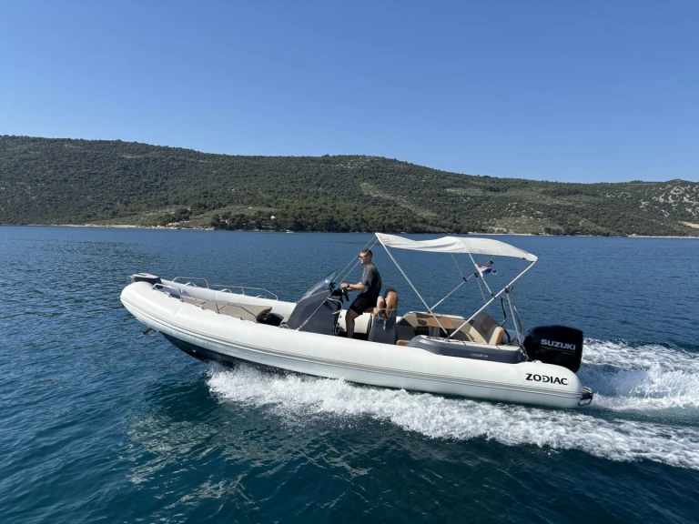 Ein Zodiac Medline 7.5 mieten in Trogir