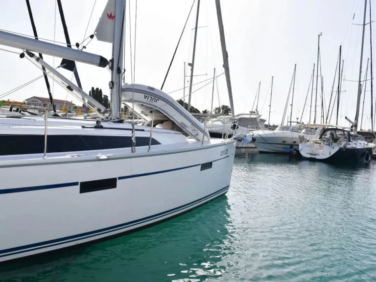 Bootsverleih Bavaria Cruiser 37 Zadar Samboat