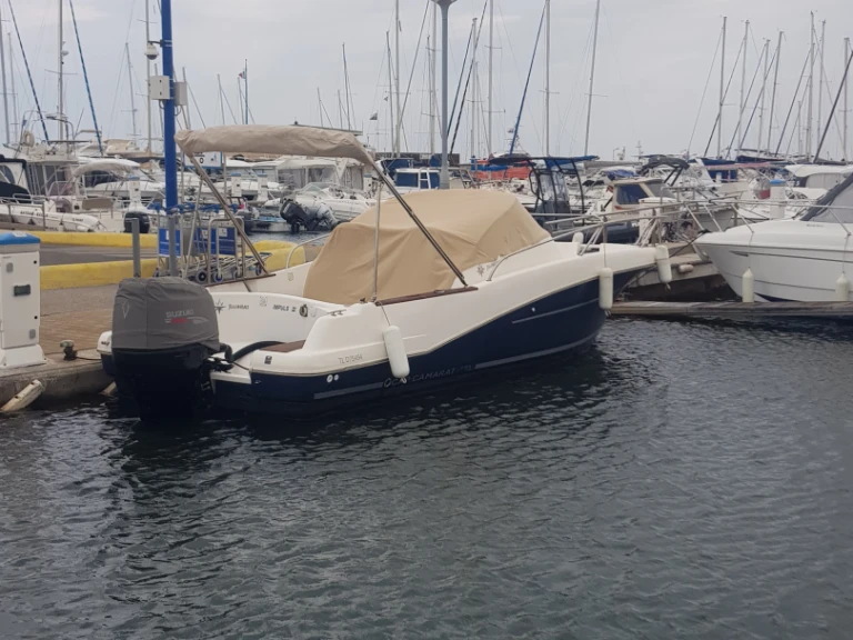 Ein Jeanneau Cap Camarat 7.5 WA mieten in Martigues