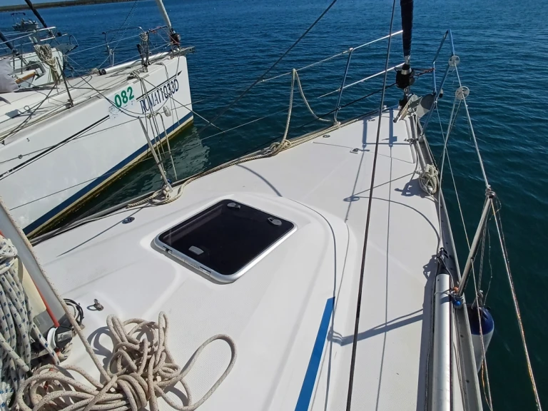 Segelboot mit oder ohne Skipper Bavaria mieten in Genua 