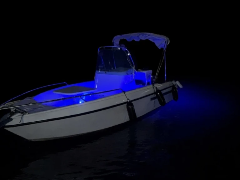 Vermietung Motorboot ANTHIOS  mit Führerschein