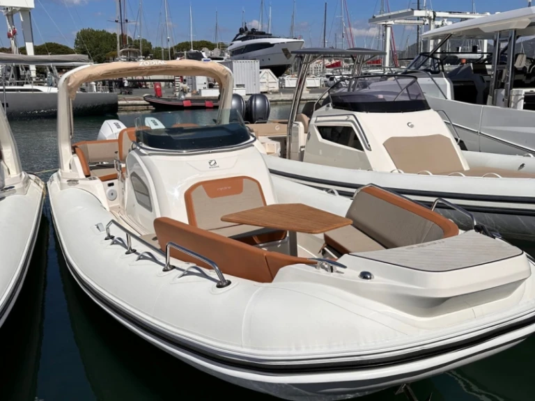 Bootsverleih Zodiac Medline 9 Cogolin Samboat
