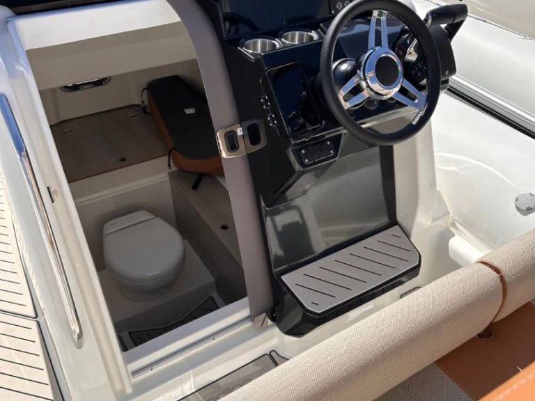 Schlauchboot mit oder ohne Skipper Zodiac mieten in Cogolin