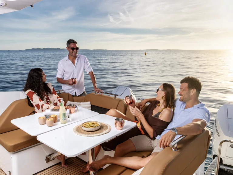 YachtCharter in Grand Piquey - Jeanneau TH 33 auf SamBoat