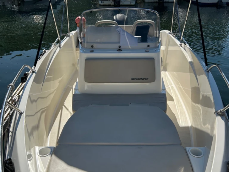 Quicksilver Activ 535 Open mieten Aix-les-Bains