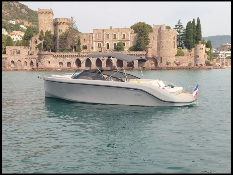 YachtCharter in Mandelieu-la-Napoule - Rand Leisure 28 auf SamBoat