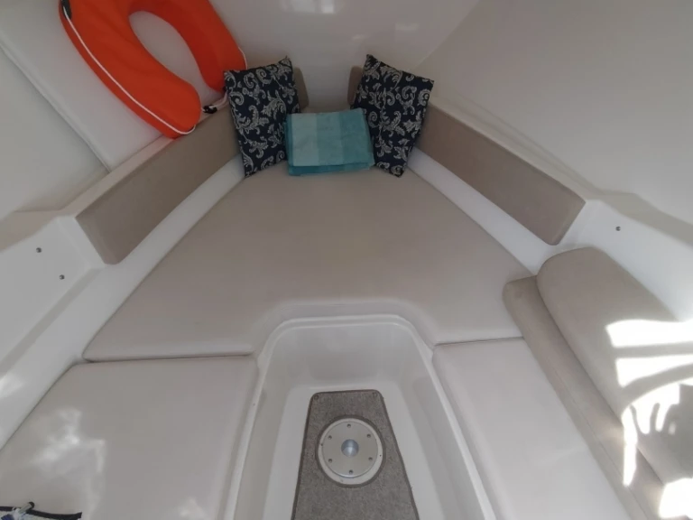 Motorboot mieten in Mandelieu-la-Napoule - Bayliner Bayliner 742 Cuddy