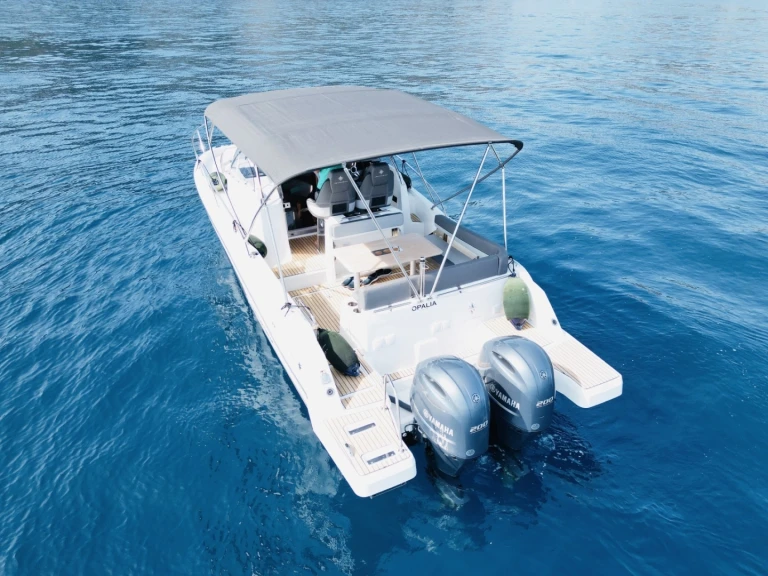 Motorboot mit oder ohne Skipper Jeanneau mieten in Mandelieu-la-Napoule