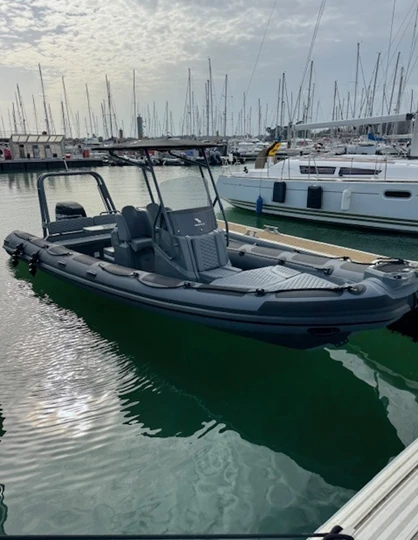 Vermietung Schlauchboot Highfield mit Führerschein
