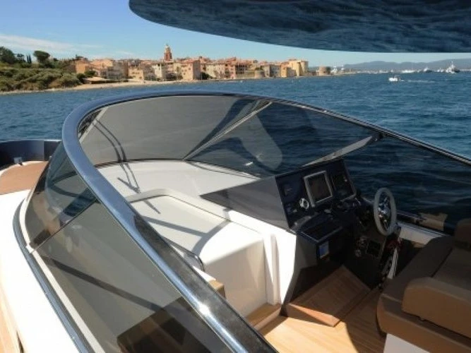 Motorboot mieten in Cogolin zum besten Preis