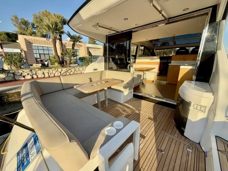Yacht mit oder ohne Skipper Fairline mieten in Port Grimaud