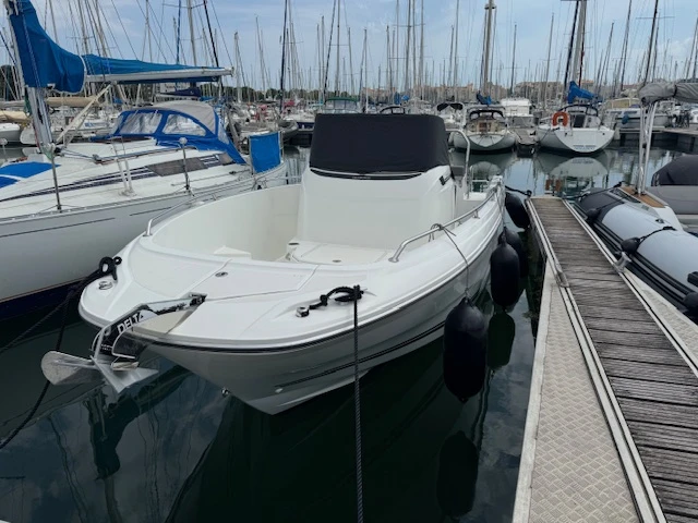 Motorboot mieten in La Rochelle - Jeanneau Cap Camarat 7.5 CC