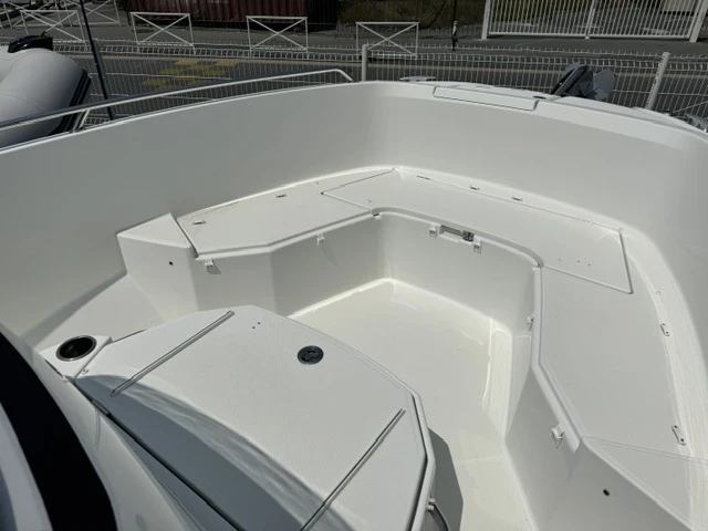 Jeanneau Cap Camarat 7.5 CC mieten La Rochelle