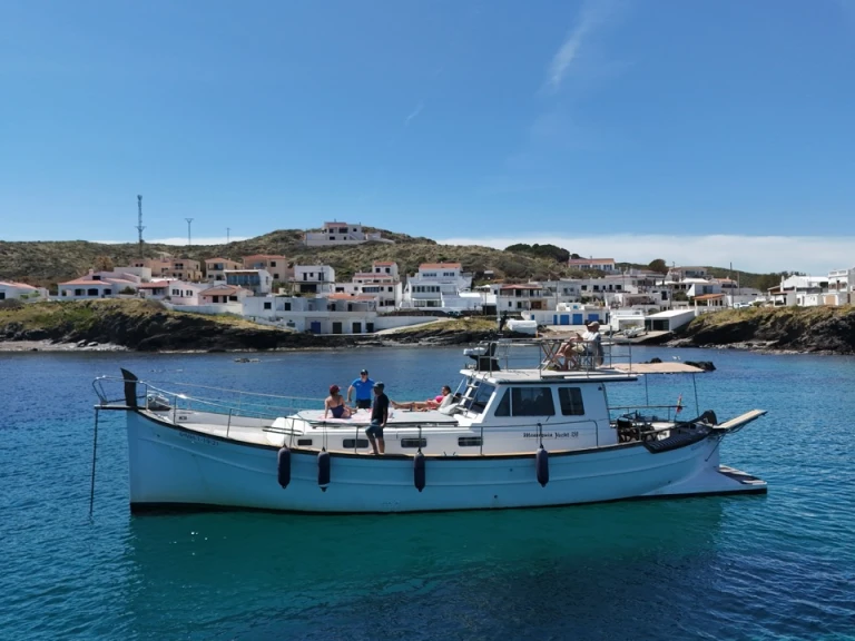 Motorboot mit oder ohne Skipper Menorquin-Yachts mieten in Mahón