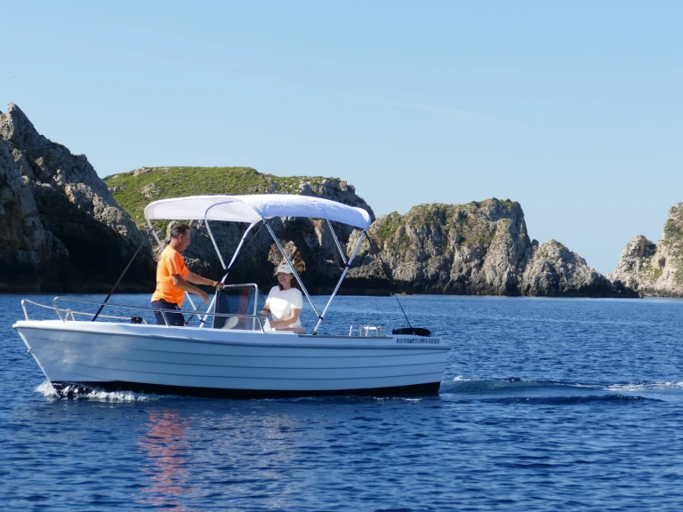 Motorboot mit oder ohne Skipper Estable mieten in Port Adriano