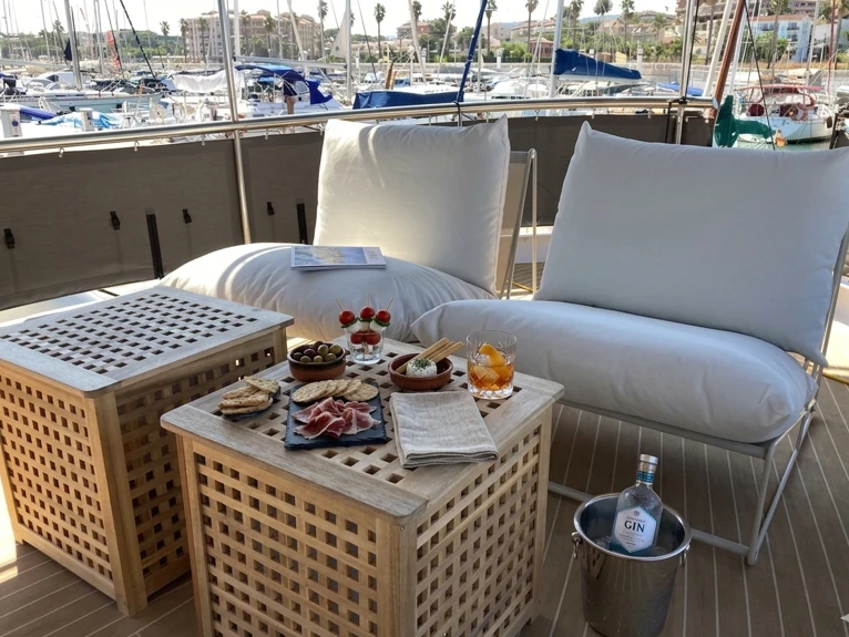 Yacht mit oder ohne Skipper Van-Dutch mieten in Barcelona
