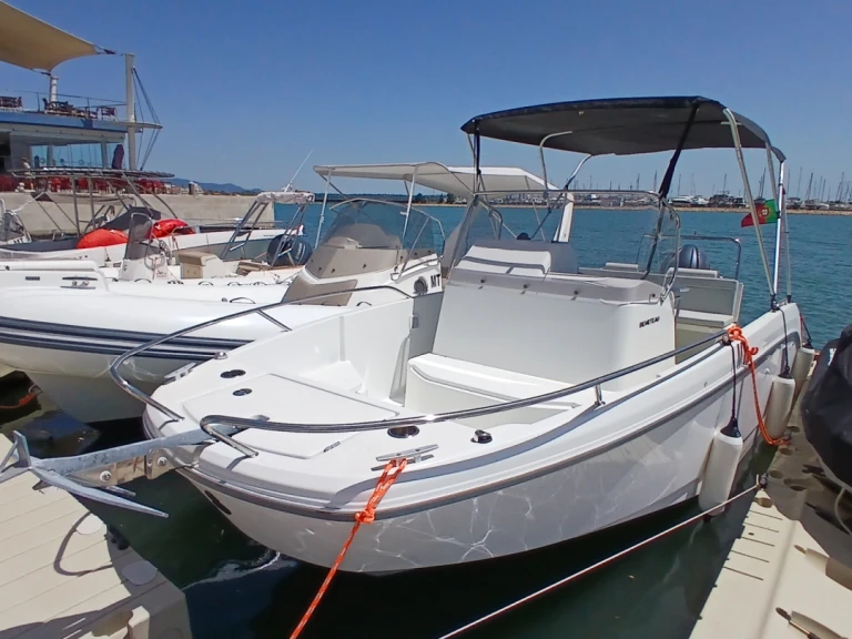 Motorboot mieten in Portimão - Bénéteau Flyer 7 SPACEdeck