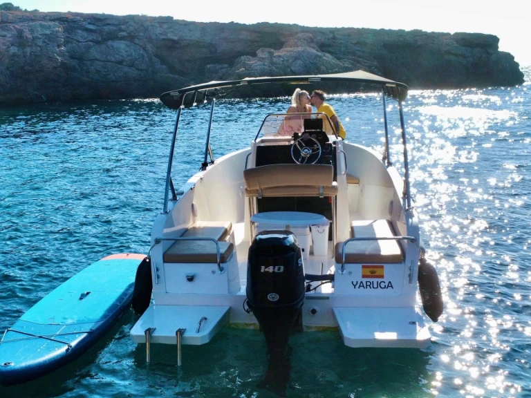 Motorboot mit oder ohne Skipper Cattleya mieten in Sant Antoni de Portmany