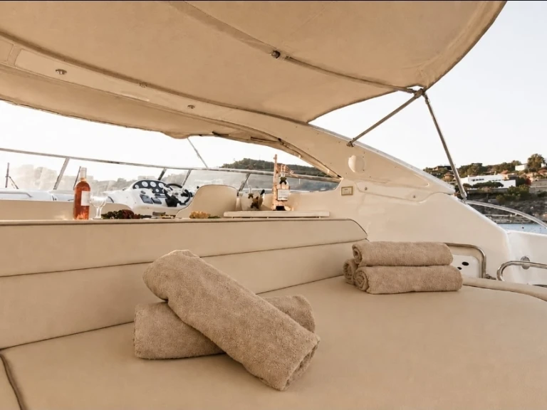 Motorboot mieten in Taormina - Bavaria Bavaria 37 Sport