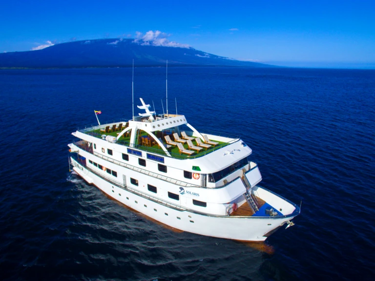 Bootsverleih  Motoryacht - Solaris Baltra Island Samboat
