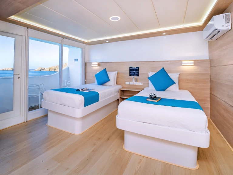 Katamaran mieten in Baltra Island -  Catamaran - Treasure