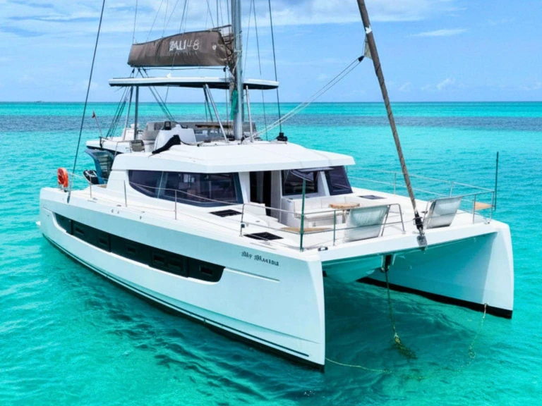 Vermietung Yacht Bali mit Führerschein