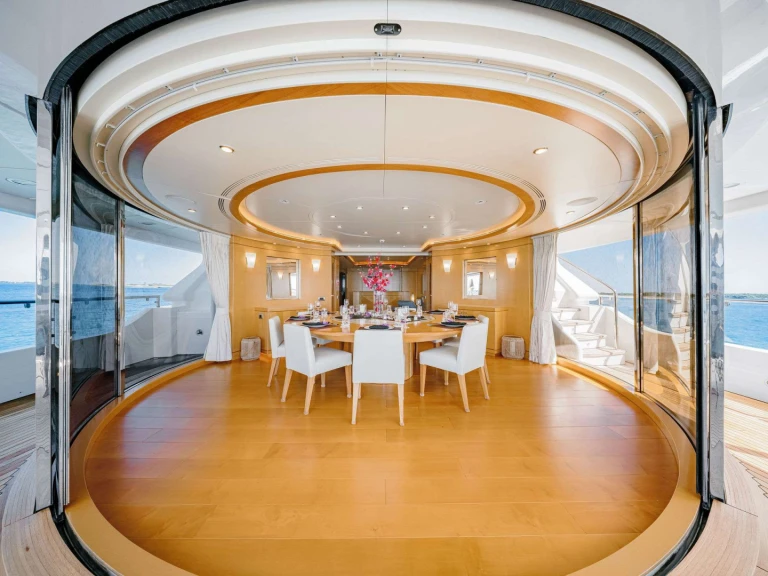 Vermietung Yacht Benetti mit Führerschein