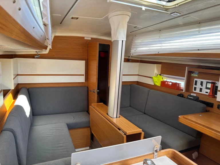 Segelboot mit oder ohne Skipper Elan mieten in Pula