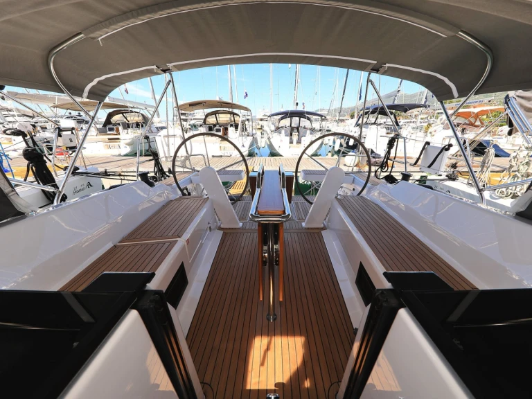 Segelboot mieten in Komolac - Hanse Hanse 388