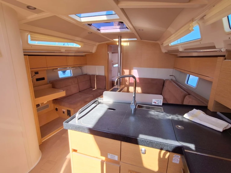 YachtCharter in Kaštela - Hanse Hanse 388 auf SamBoat