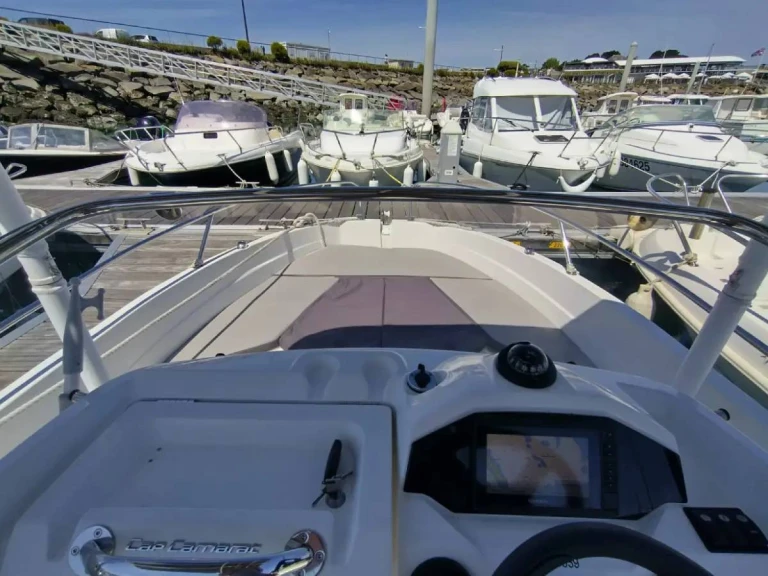 Motorboot mit oder ohne Skipper Jeanneau mieten in Saint-Quay-Portrieux