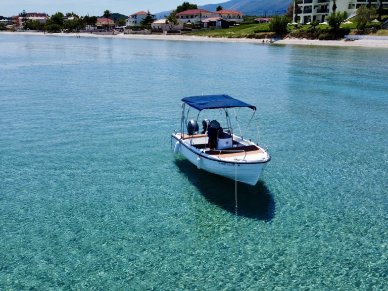 Ein Euro marine Aiolos 500 mieten in Zakynthos