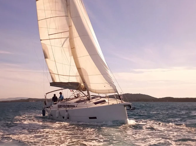 Bootsverleih Dufour Dufour 430 Hyères Samboat